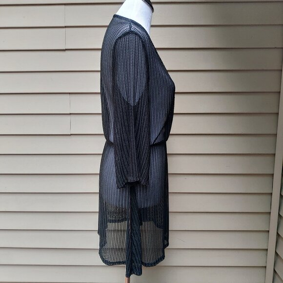 Black Sheer Swimsuit Cover-Up Plunging V-Neck 3/4 Sleeves Beach Vacation Cruise - Picture 8 of 8